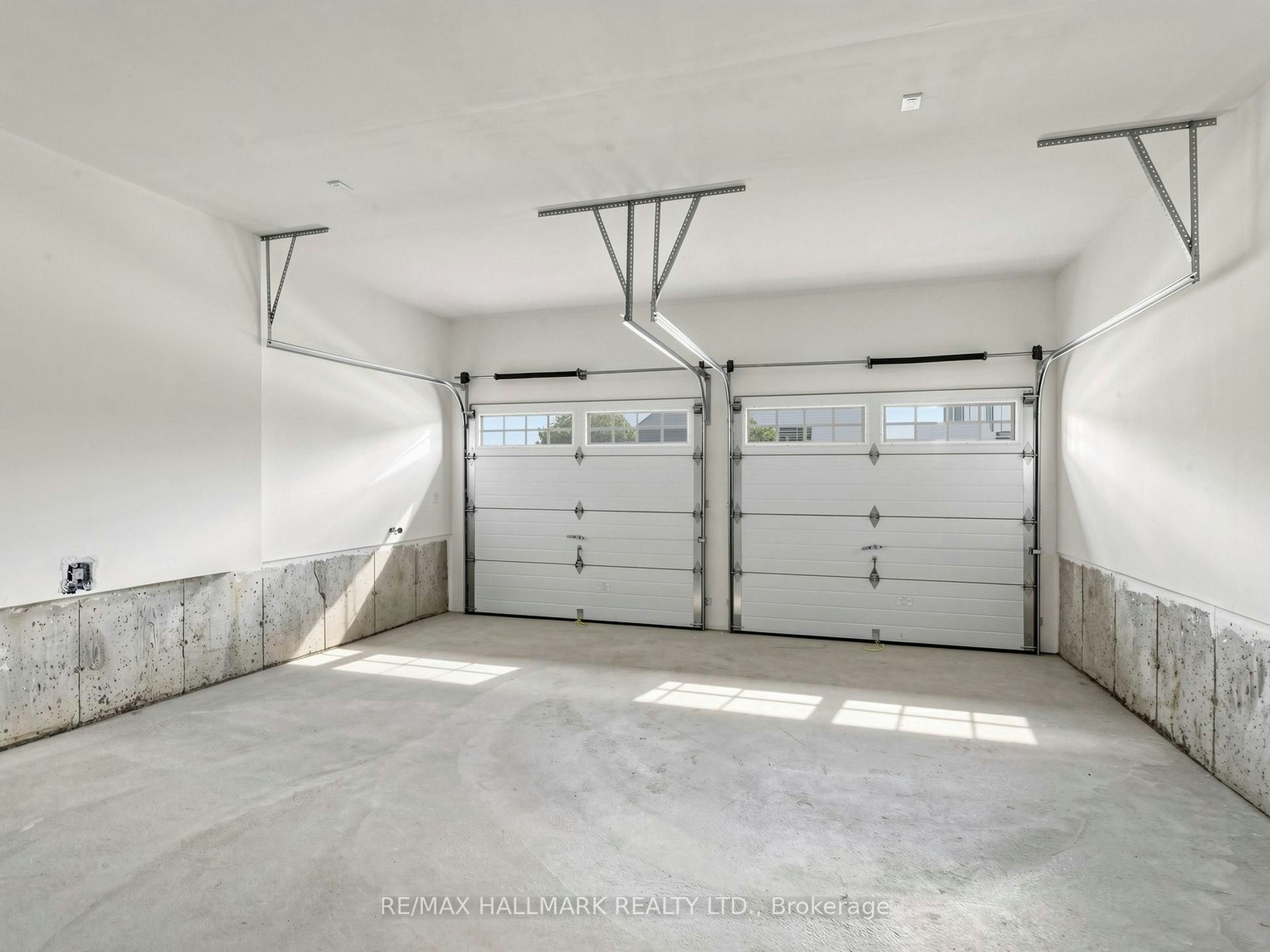 4 Sun Valley Street, Whitby, ON, L1M 2A7 - 50
