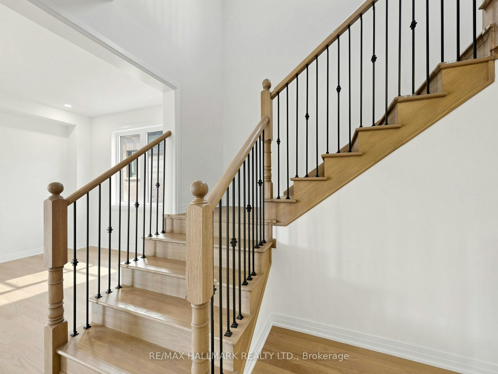 4 Sun Valley Street, Whitby, ON, L1M 2A7 - 21