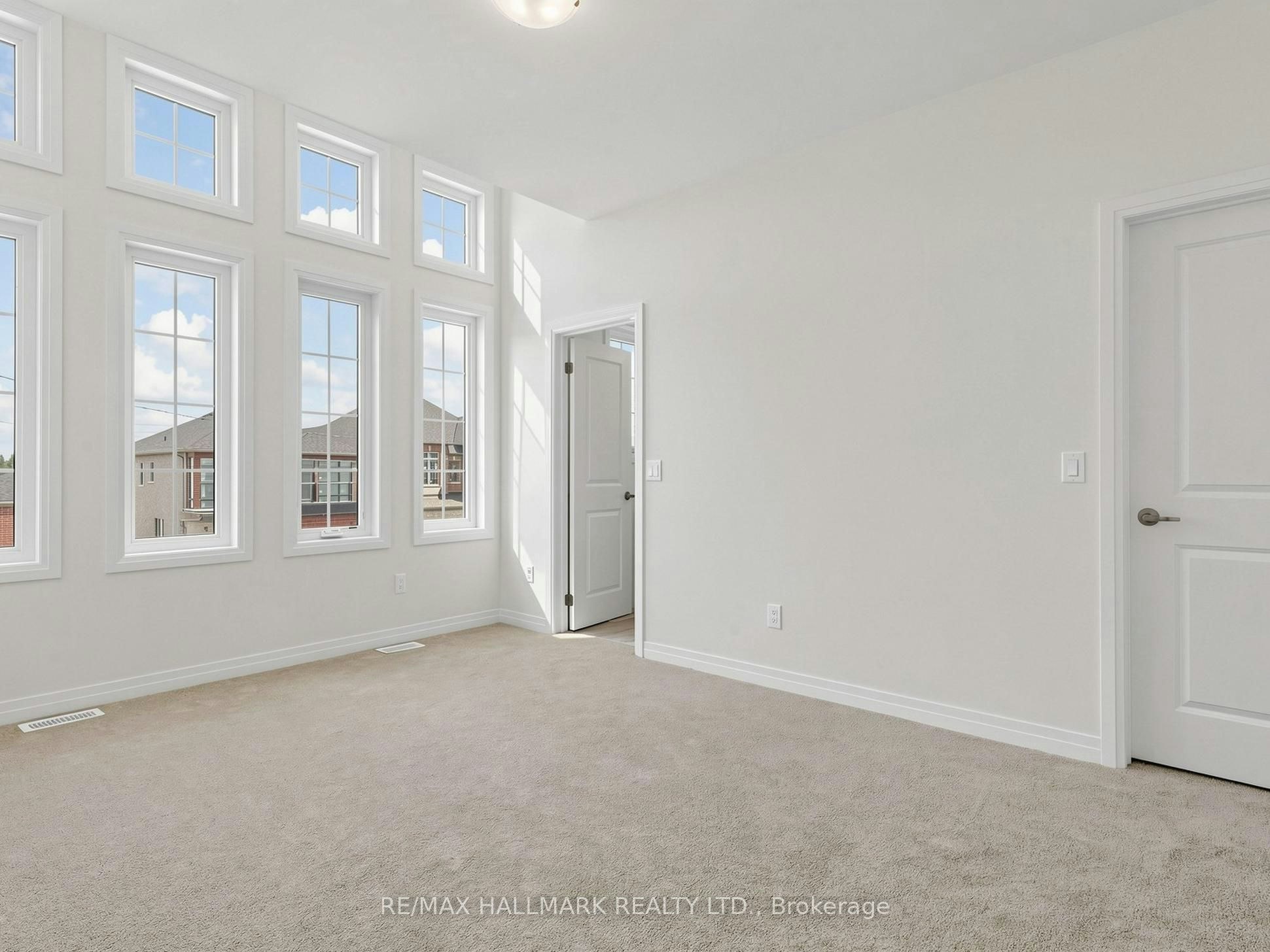4 Sun Valley Street, Whitby, ON, L1M 2A7 - 32