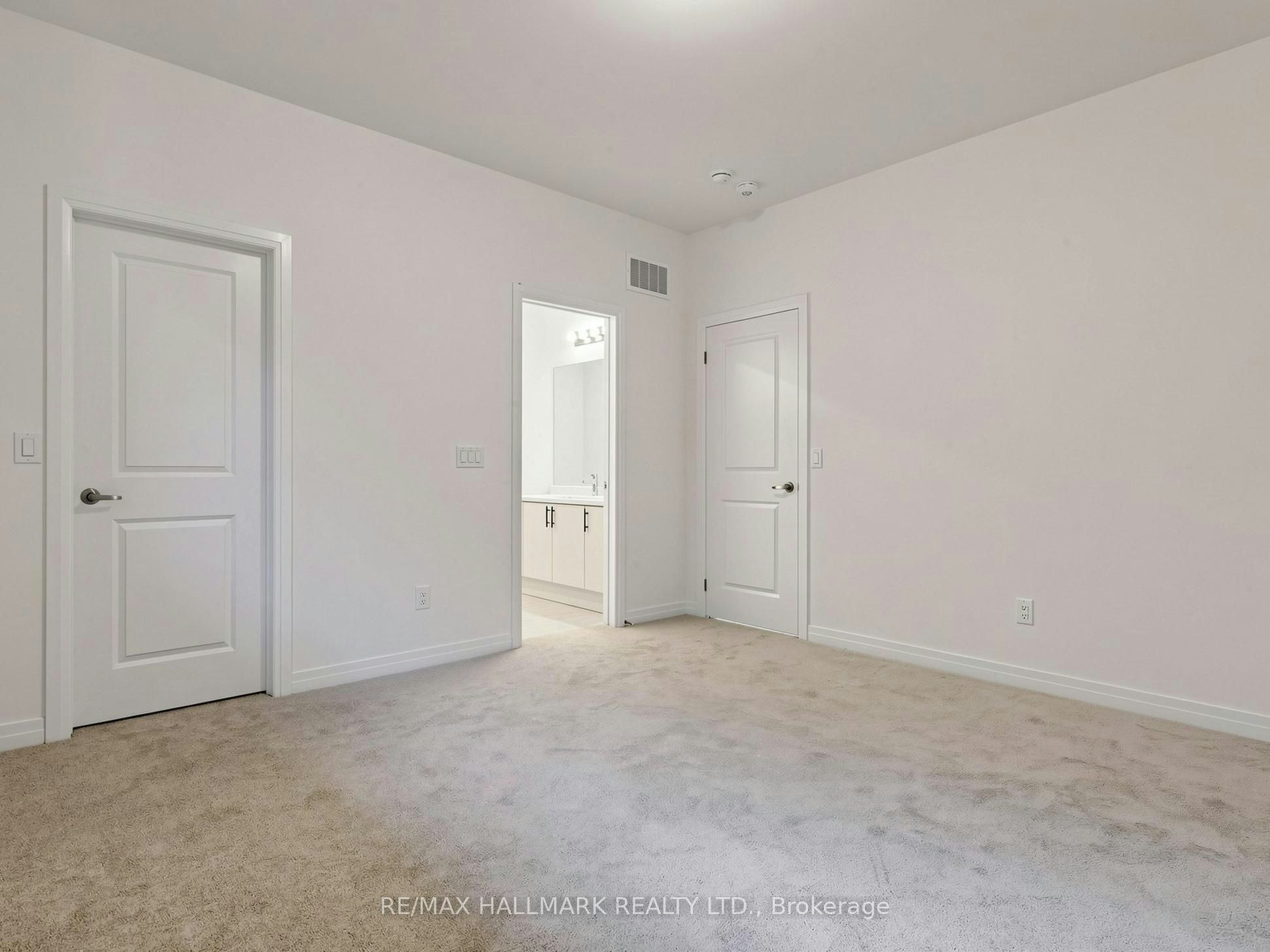 4 Sun Valley Street, Whitby, ON, L1M 2A7 - 41