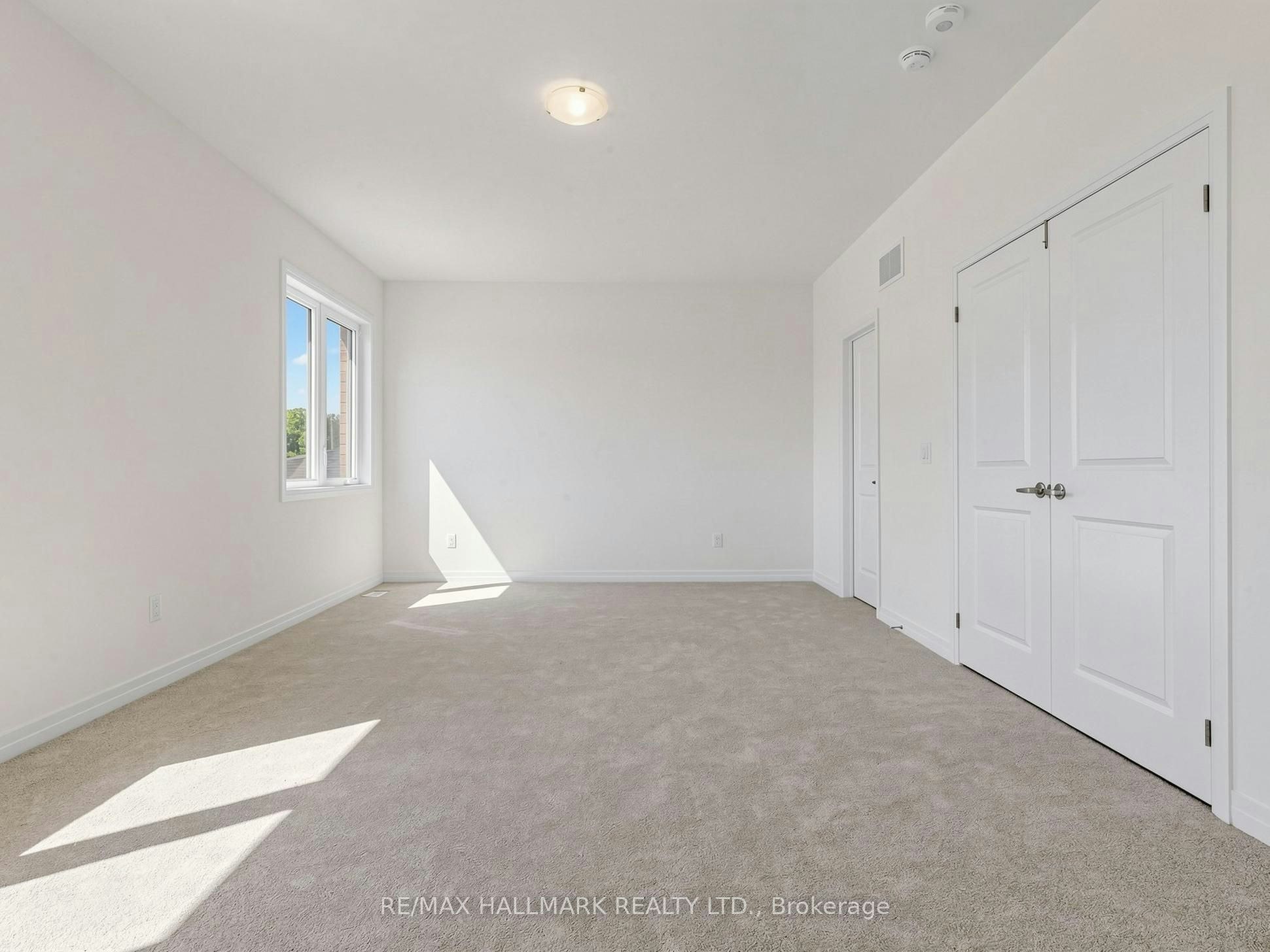 4 Sun Valley Street, Whitby, ON, L1M 2A7 - 26