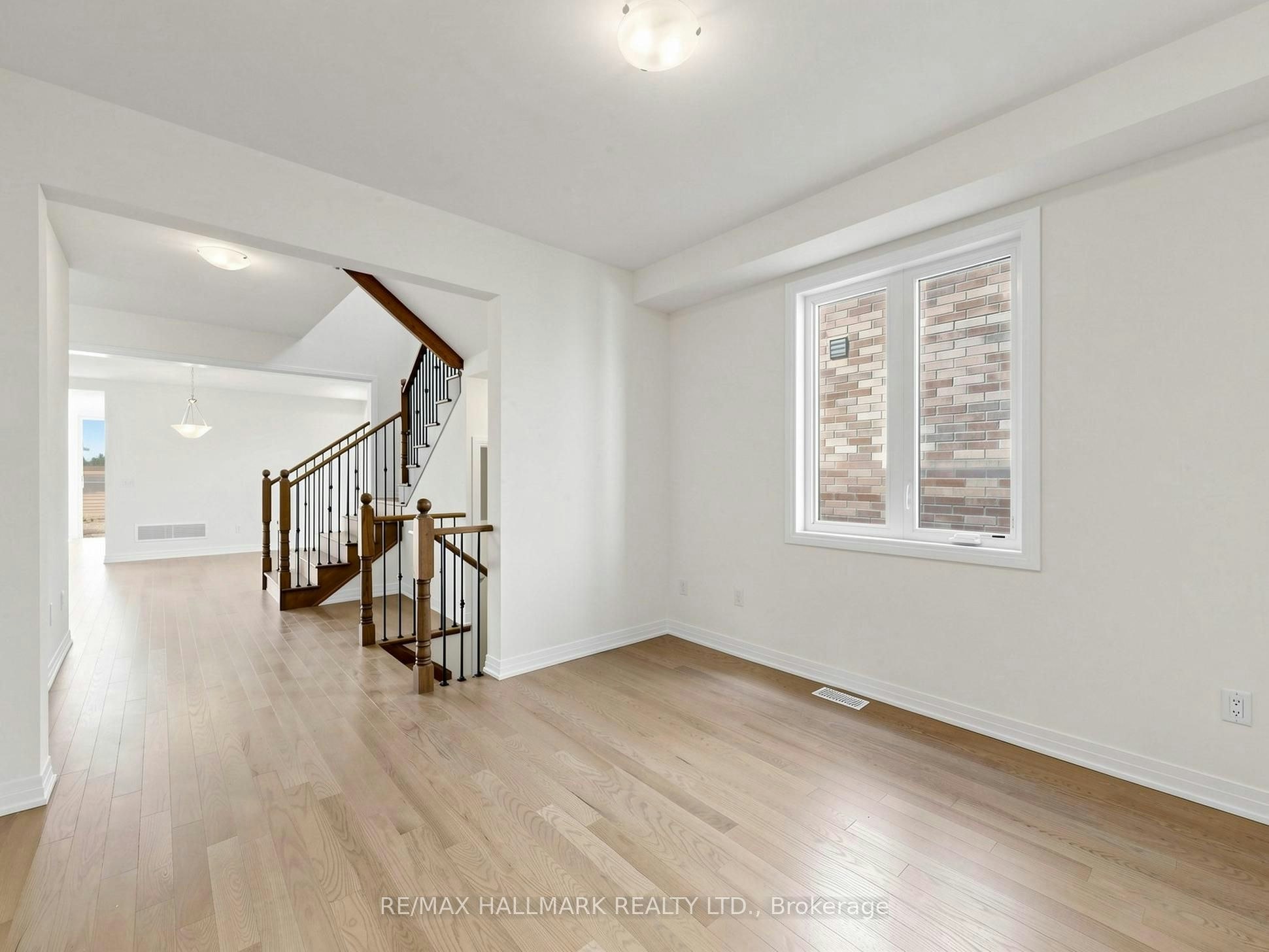 4 Sun Valley Street, Whitby, ON, L1M 2A7 - 17