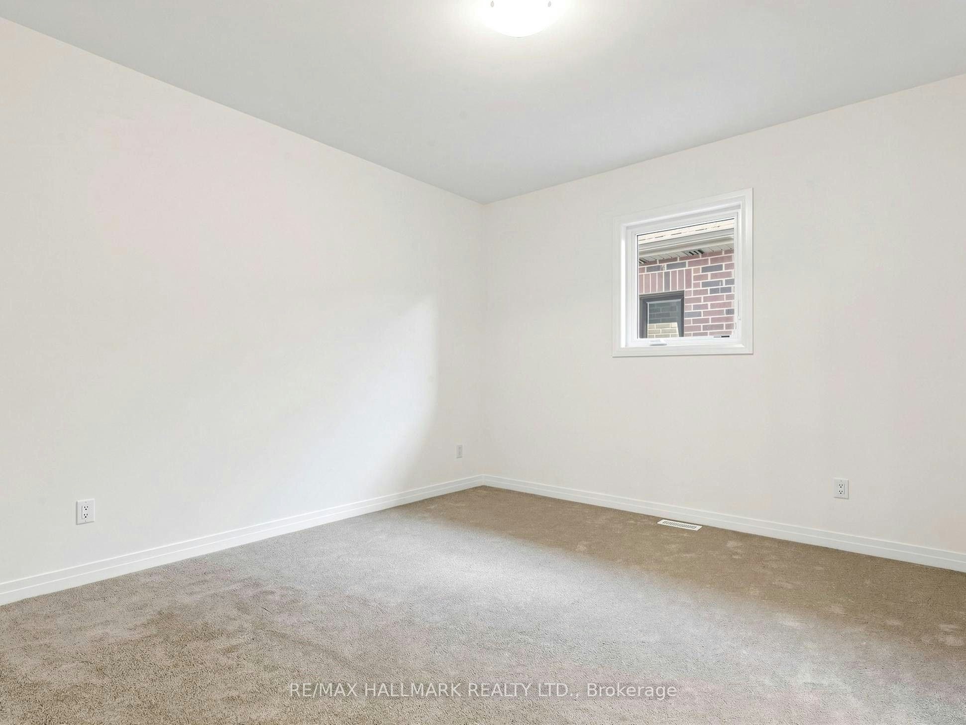 4 Sun Valley Street, Whitby, ON, L1M 2A7 - 42