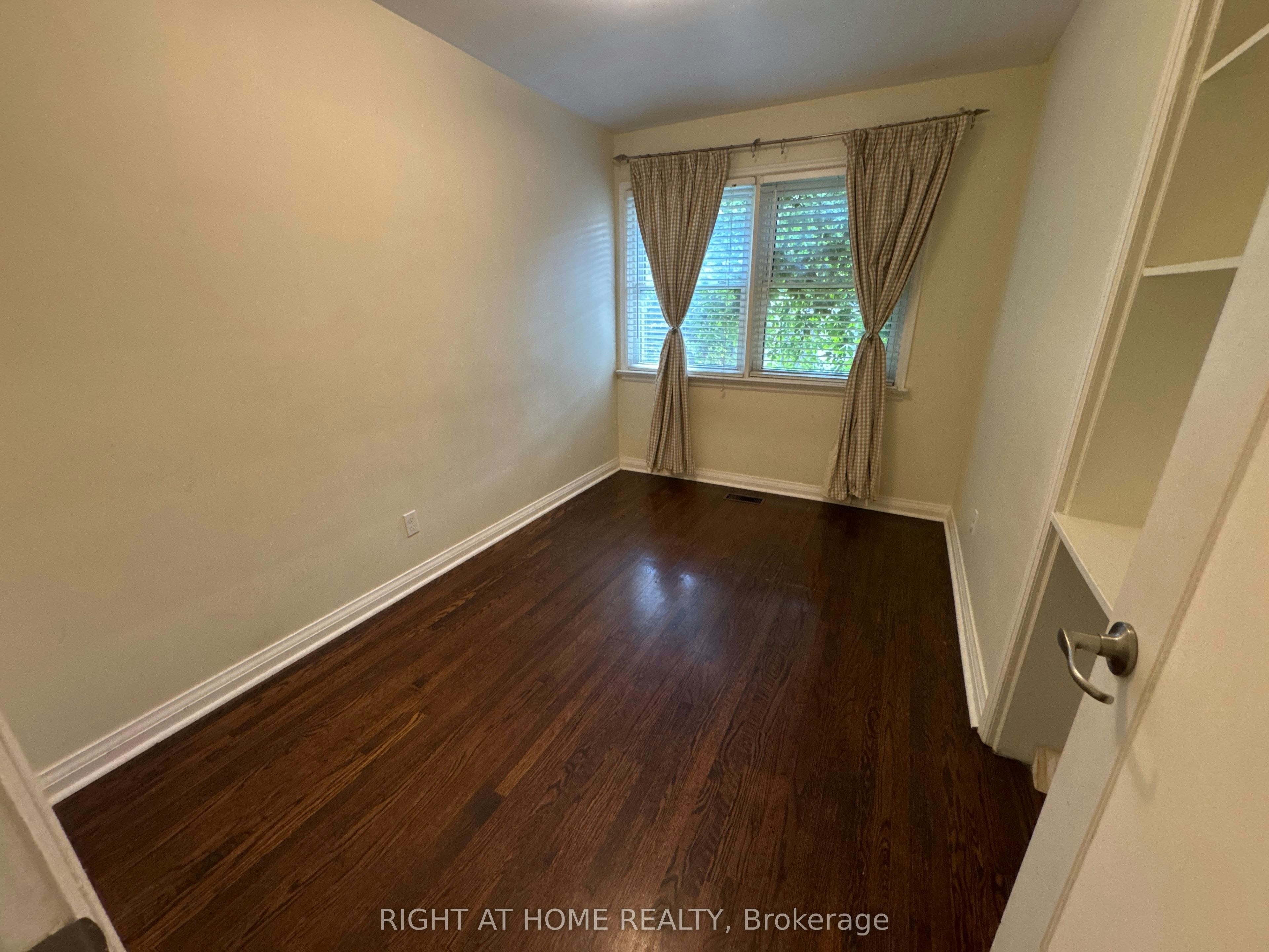 77 Churchill Avenue, Oshawa, ON, L1G 3K7 - 21