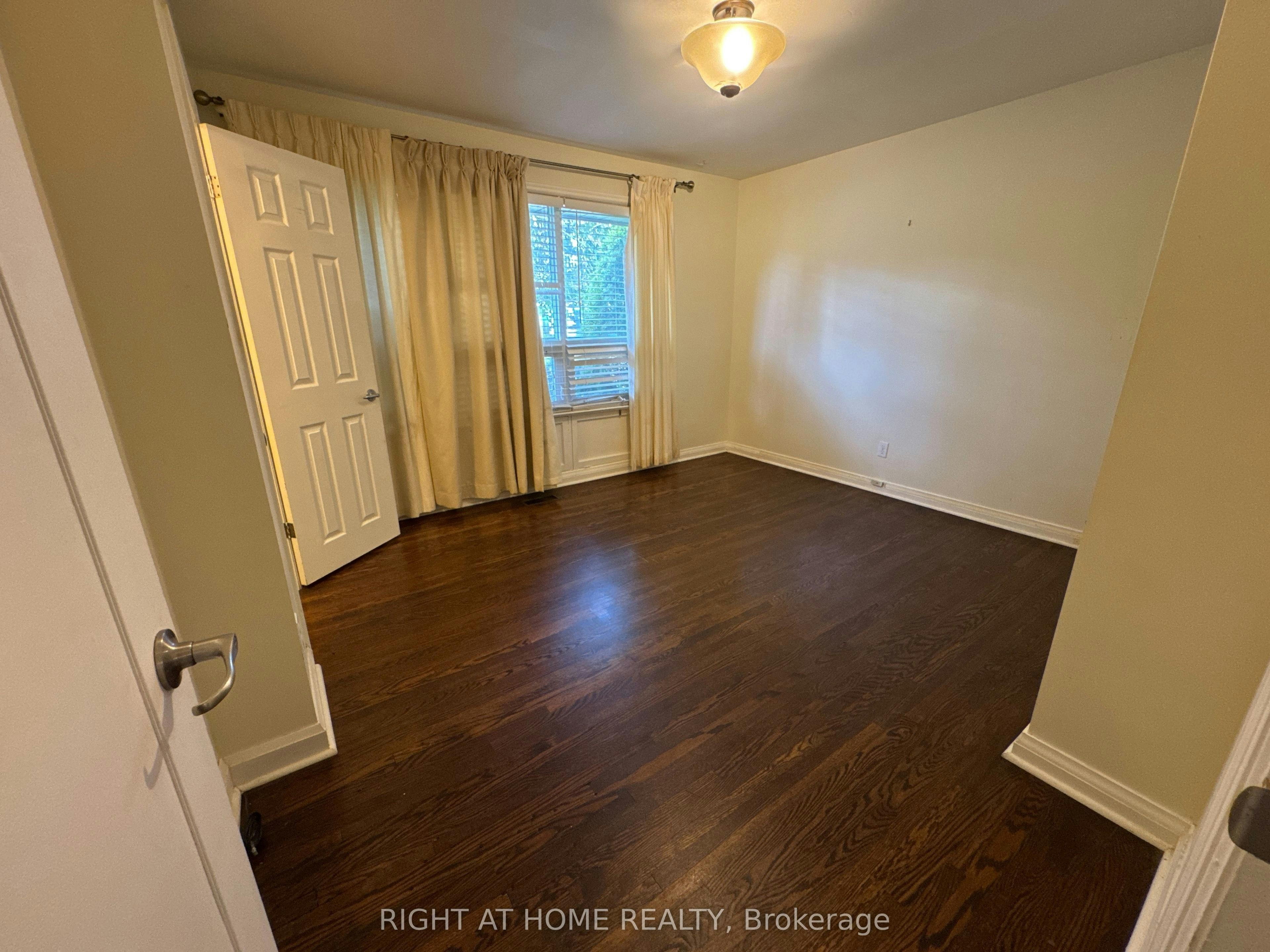 77 Churchill Avenue, Oshawa, ON, L1G 3K7 - 17