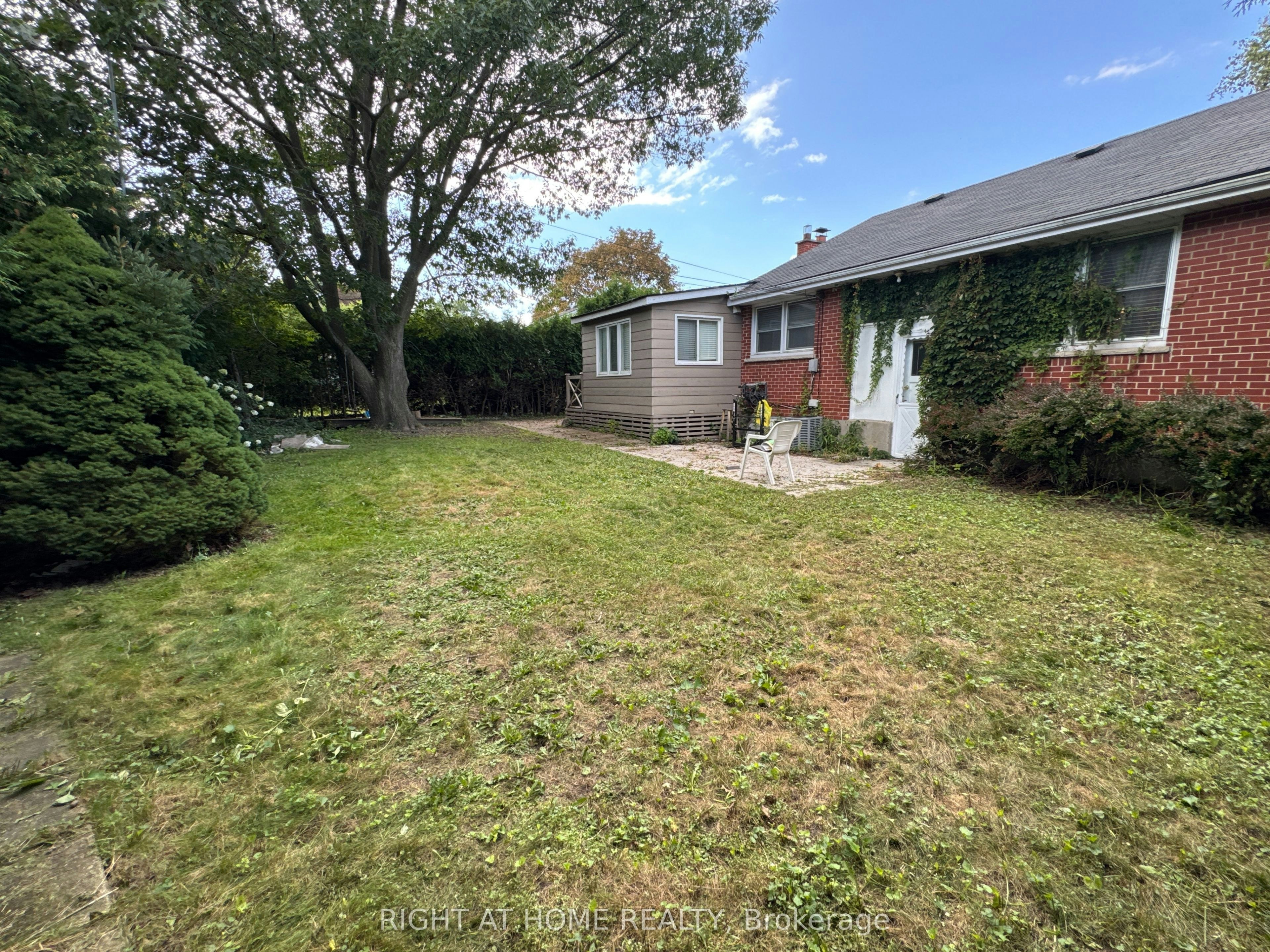 77 Churchill Avenue, Oshawa, ON, L1G 3K7 - 25
