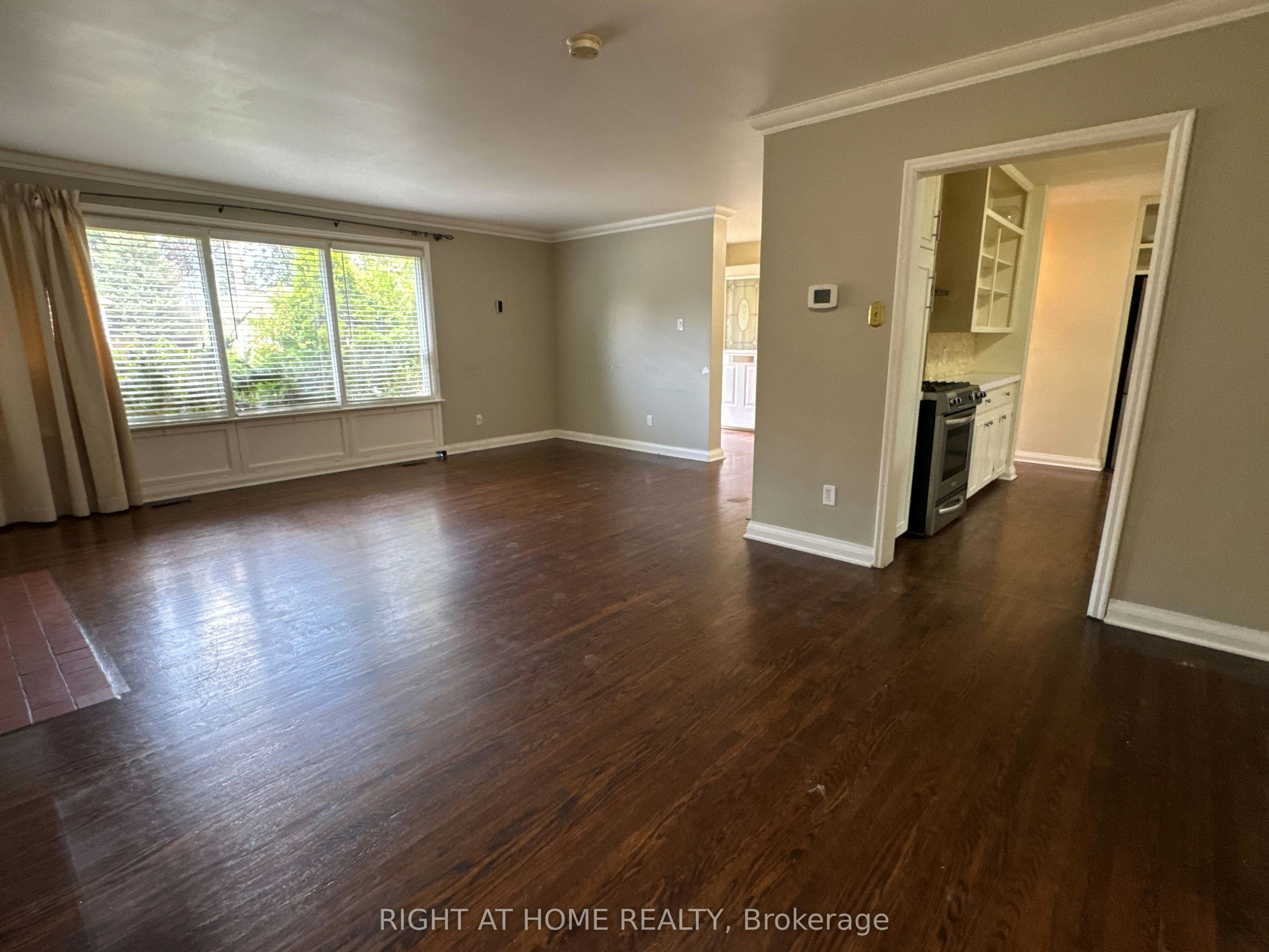 77 Churchill Avenue, Oshawa, ON, L1G 3K7 - 11