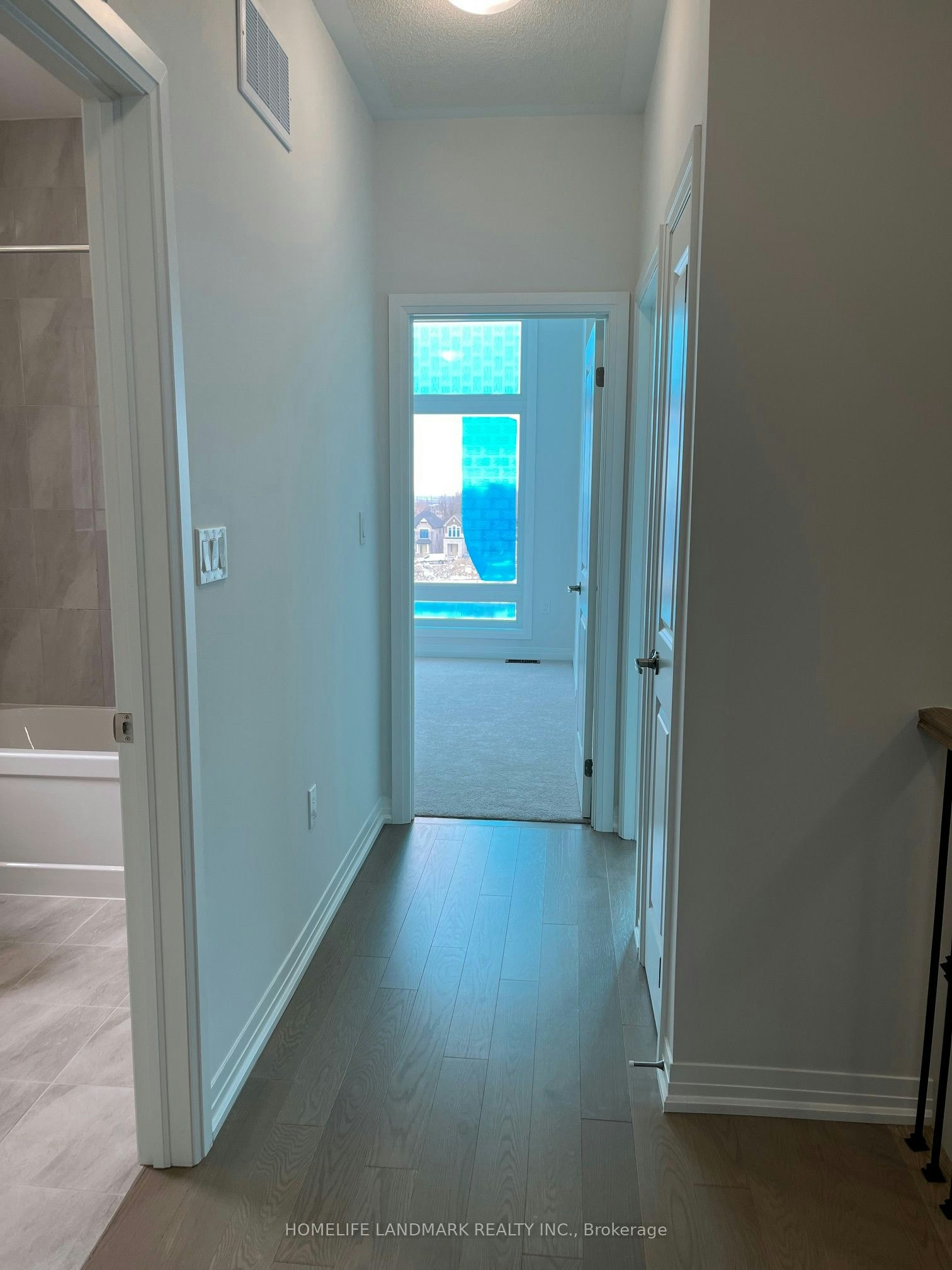 1040 Valhalla Terrace, Pickering, ON, L1X 0P8 - 10