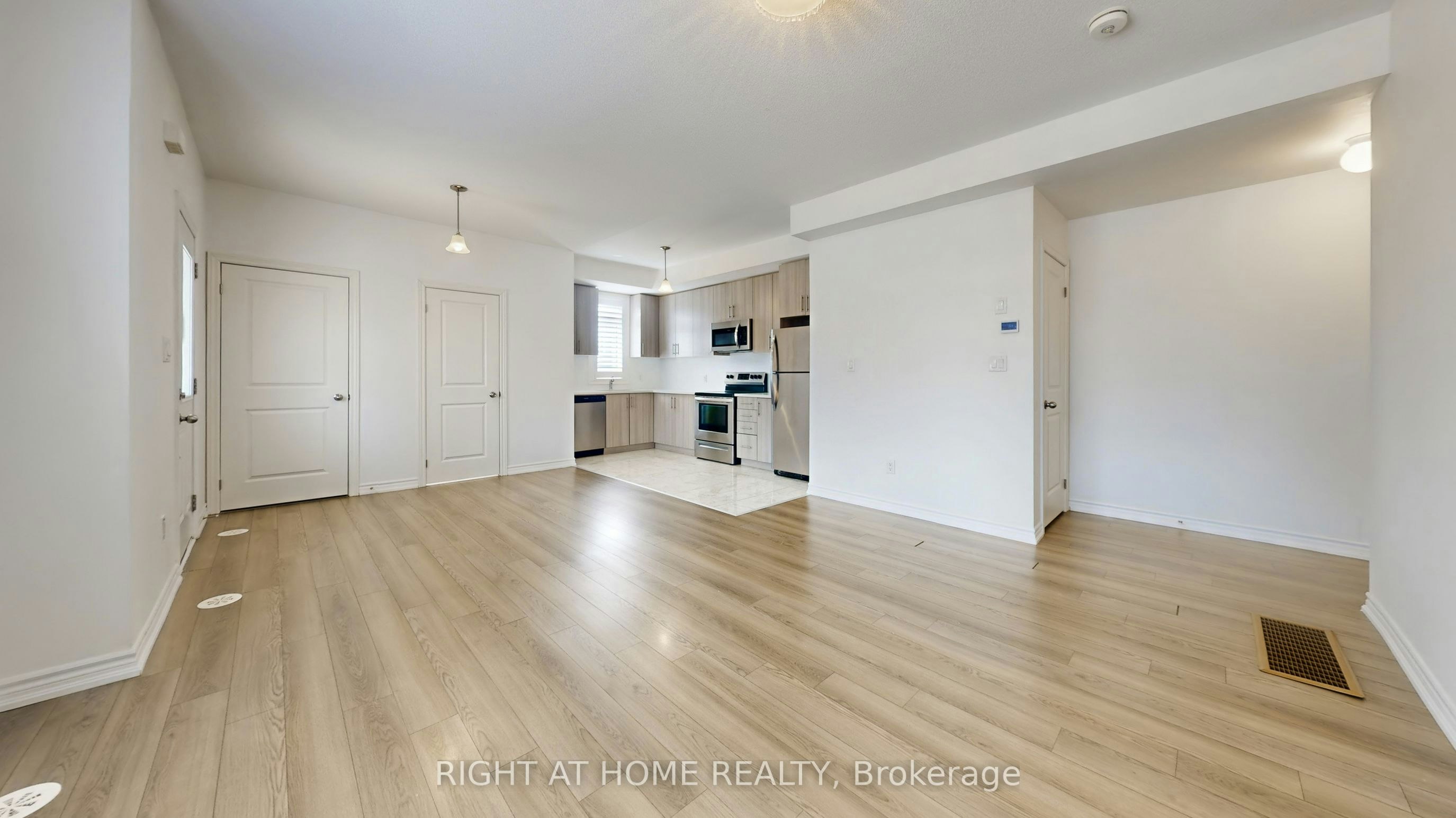 16-2710 William Jackson Drive E, Pickering, ON, L1X 0E6 - 8