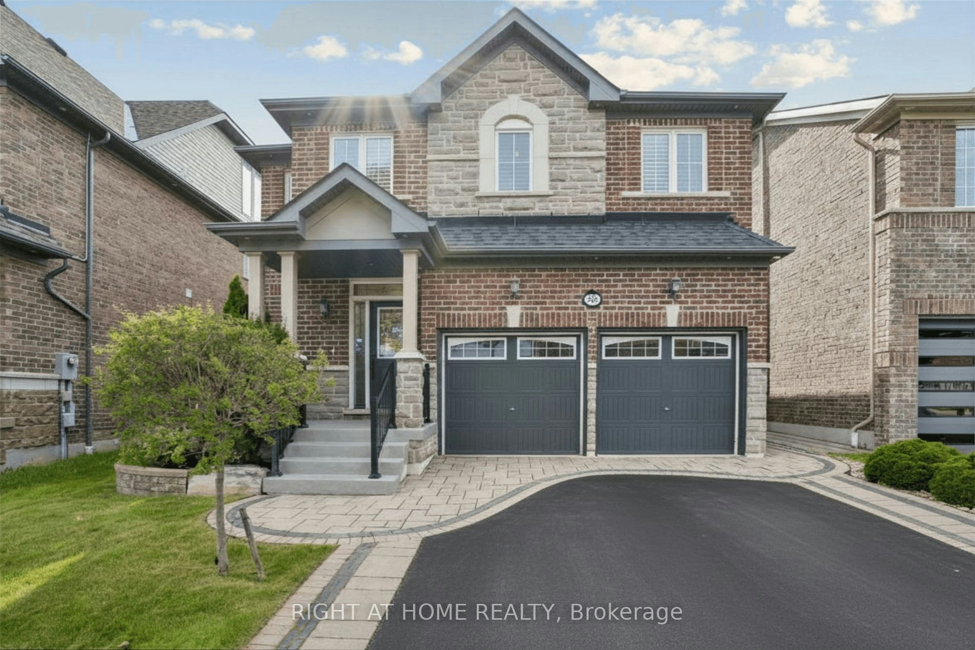 26 Bignell Crescent, Ajax, ON, L1Z 0P6