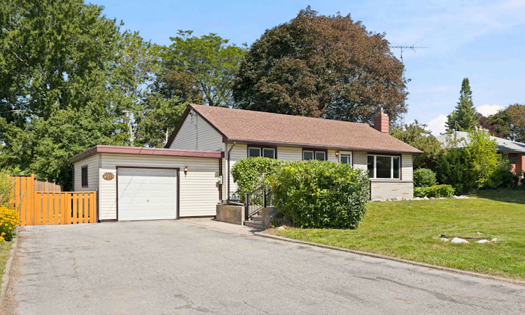 26 Phair Avenue