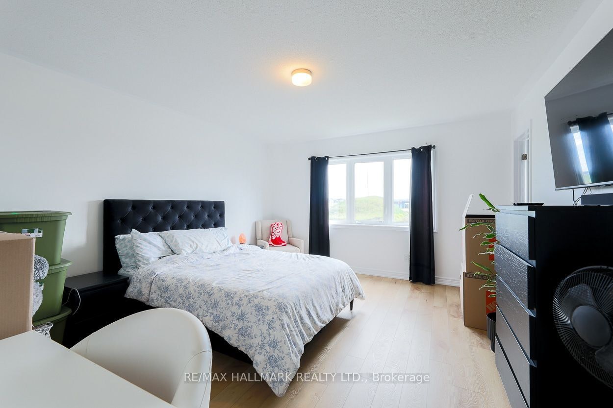 1090 Lockie Drive, Oshawa, ON, L1L 0R9 - 12