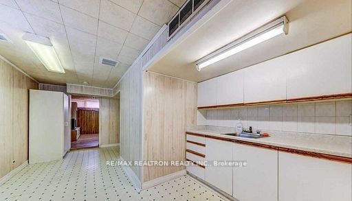 49 Janray (Bsmnt) Drive, Toronto, ON, M1G 1Y2 - 2