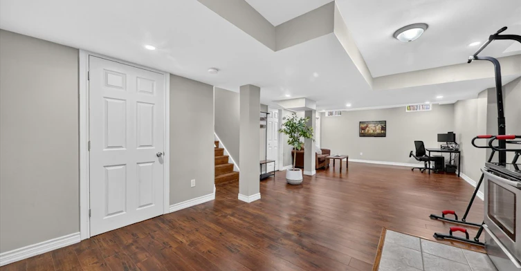 22 Canary Street, Whitby, ON, L1R 0K2 - 5
