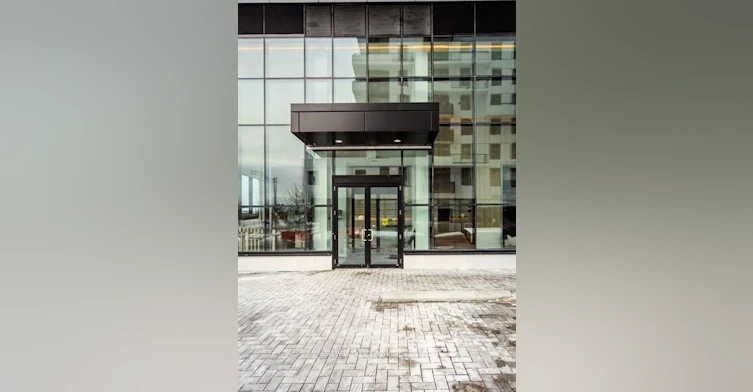 PH 1702-1050 Eastern Avenue, Toronto, ON, M4L 0B7 - 2