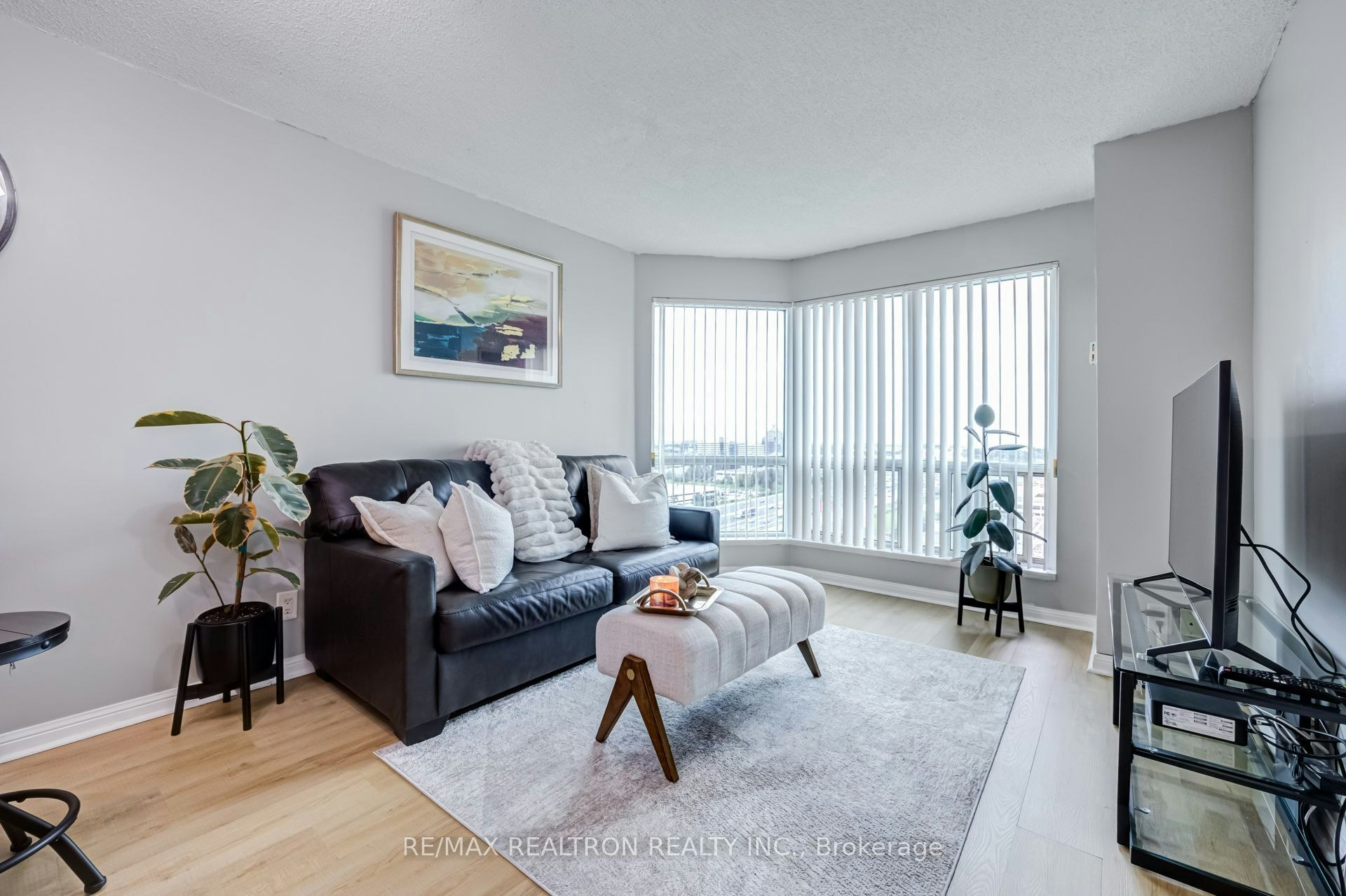 1908-11 Lee Centre Drive, Toronto, ON, M1H 3J5