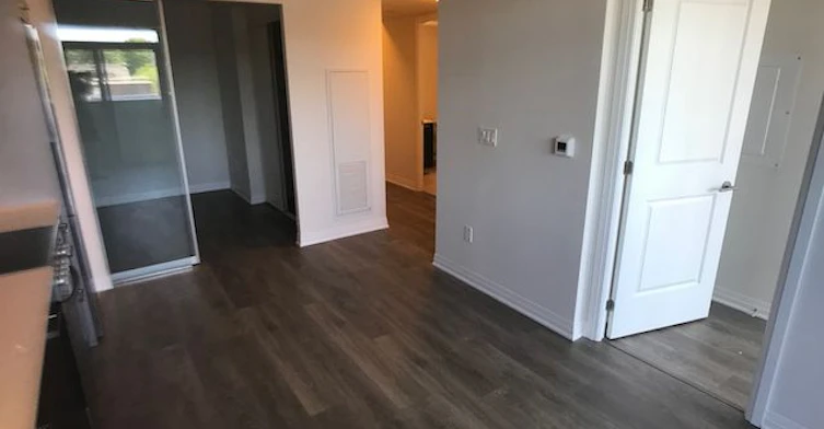 324-2301 Danforth Avenue, Toronto, ON, M4C 1K5 - 9