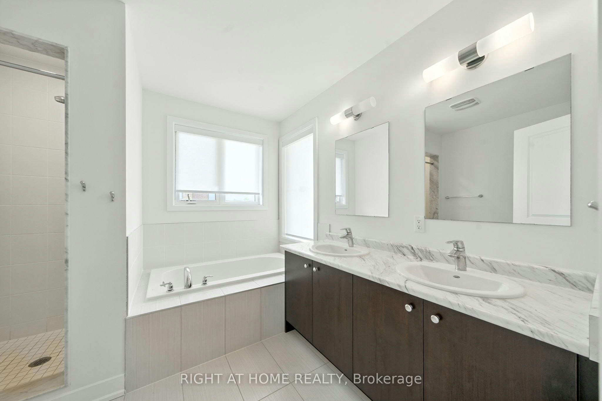 108 Vanier Street, Whitby, ON, L1R 0N3 - 20