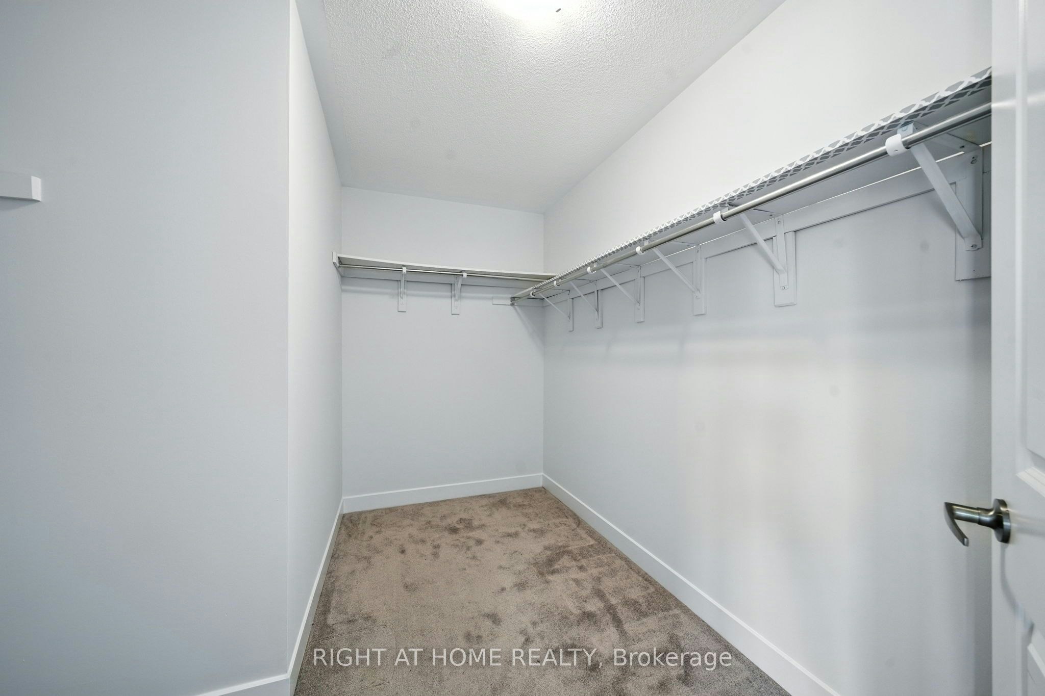 108 Vanier Street, Whitby, ON, L1R 0N3 - 24
