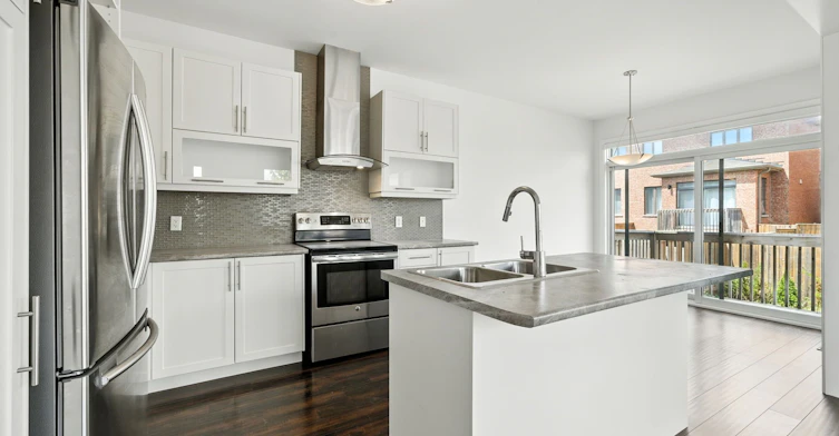 108 Vanier Street, Whitby, ON, L1R 0N3 - 10