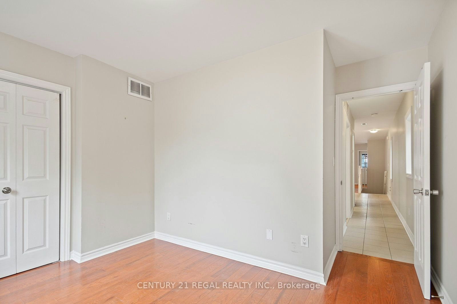2nd Floor-1117 Queen Street E, Toronto, ON, M4M 1K9 - 20