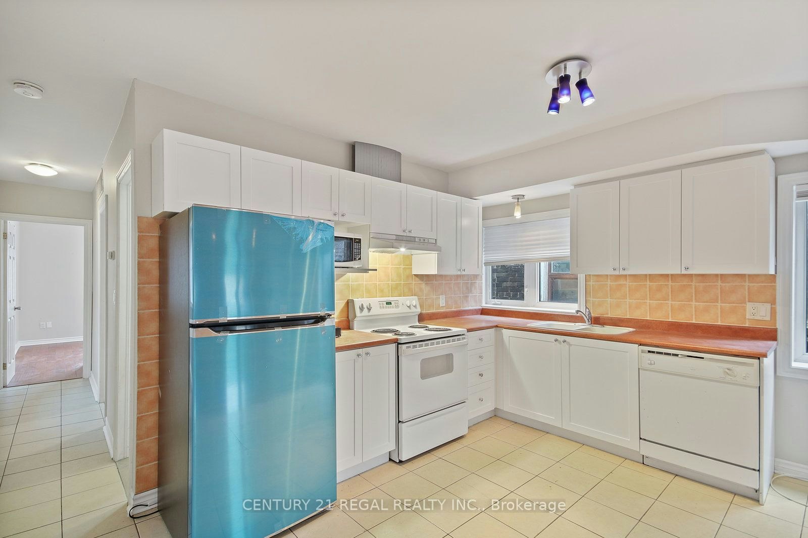 2nd Floor-1117 Queen Street E, Toronto, ON, M4M 1K9 - 2