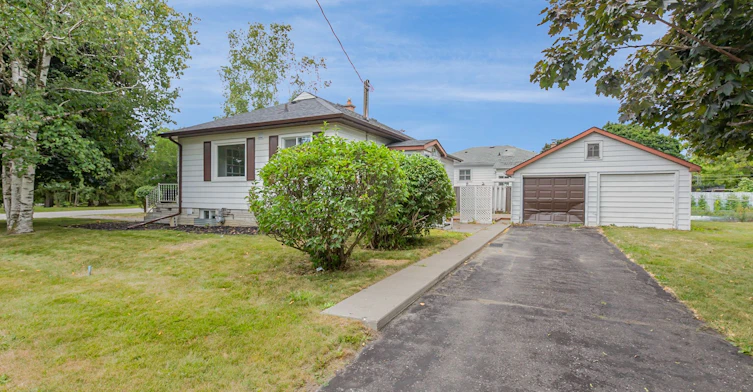 Upper-201 High Street, Whitby, ON, L1N 5H5 - 18
