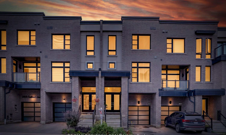 2506 Castlegate Crossing Drive