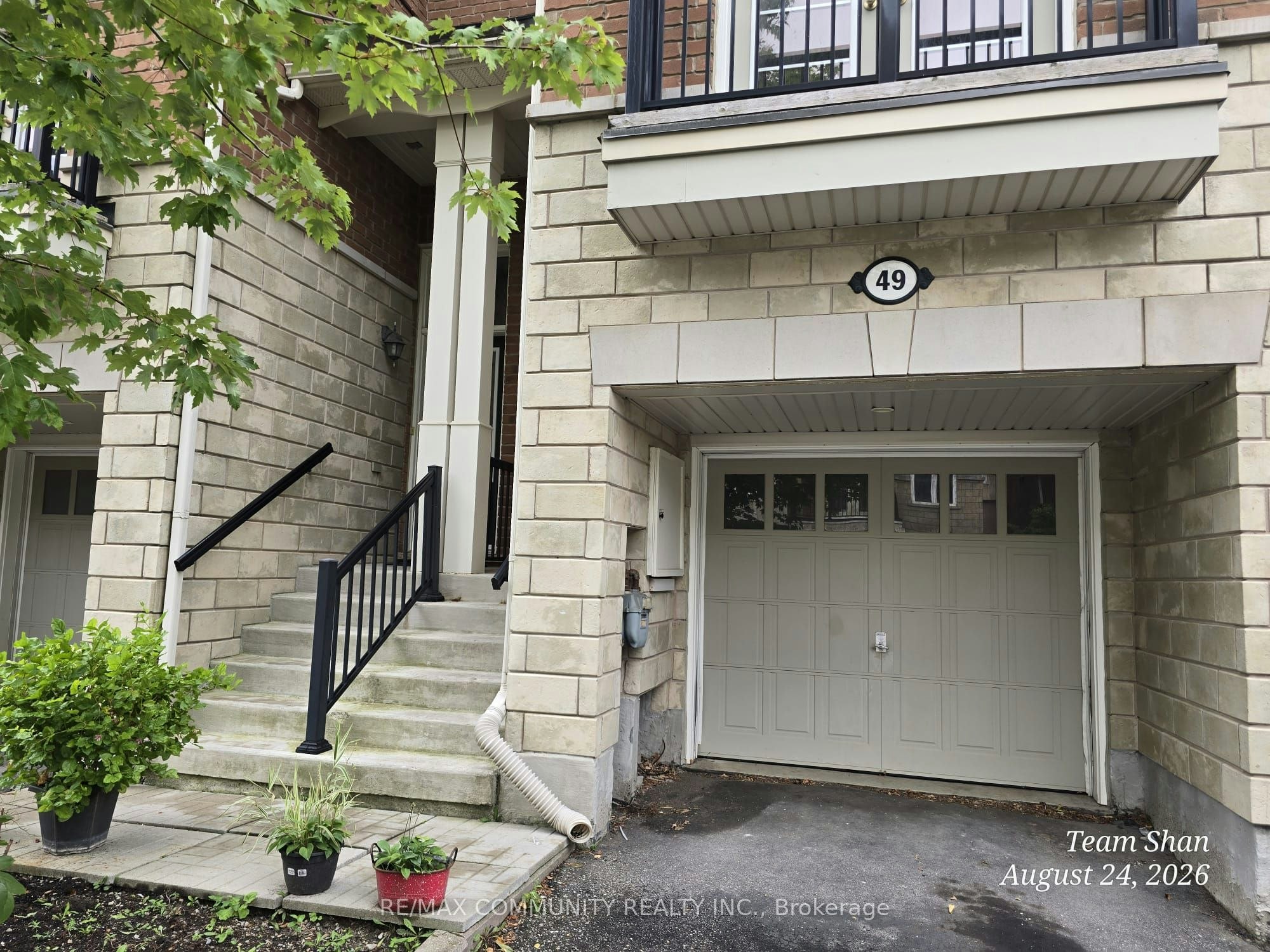 49 Ferguson Street, Toronto, ON, M1L 0C9 - 3