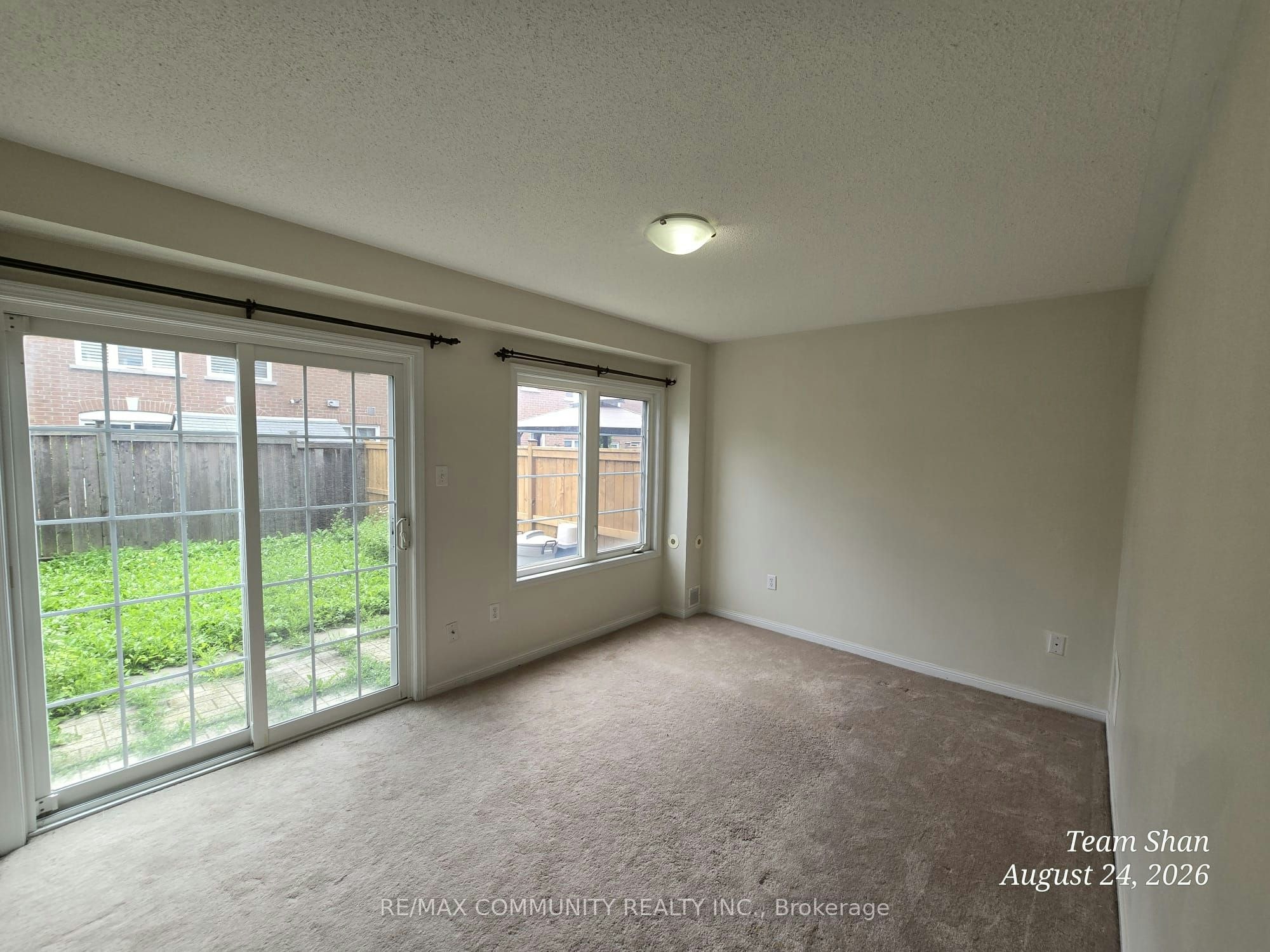 49 Ferguson Street, Toronto, ON, M1L 0C9 - 7
