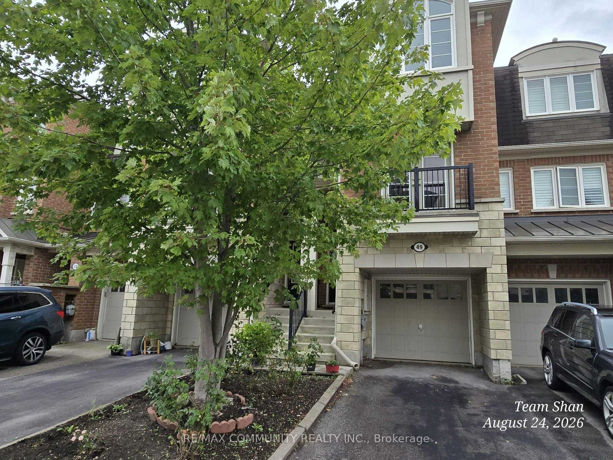 49 Ferguson Street, Toronto, ON, M1L 0C9