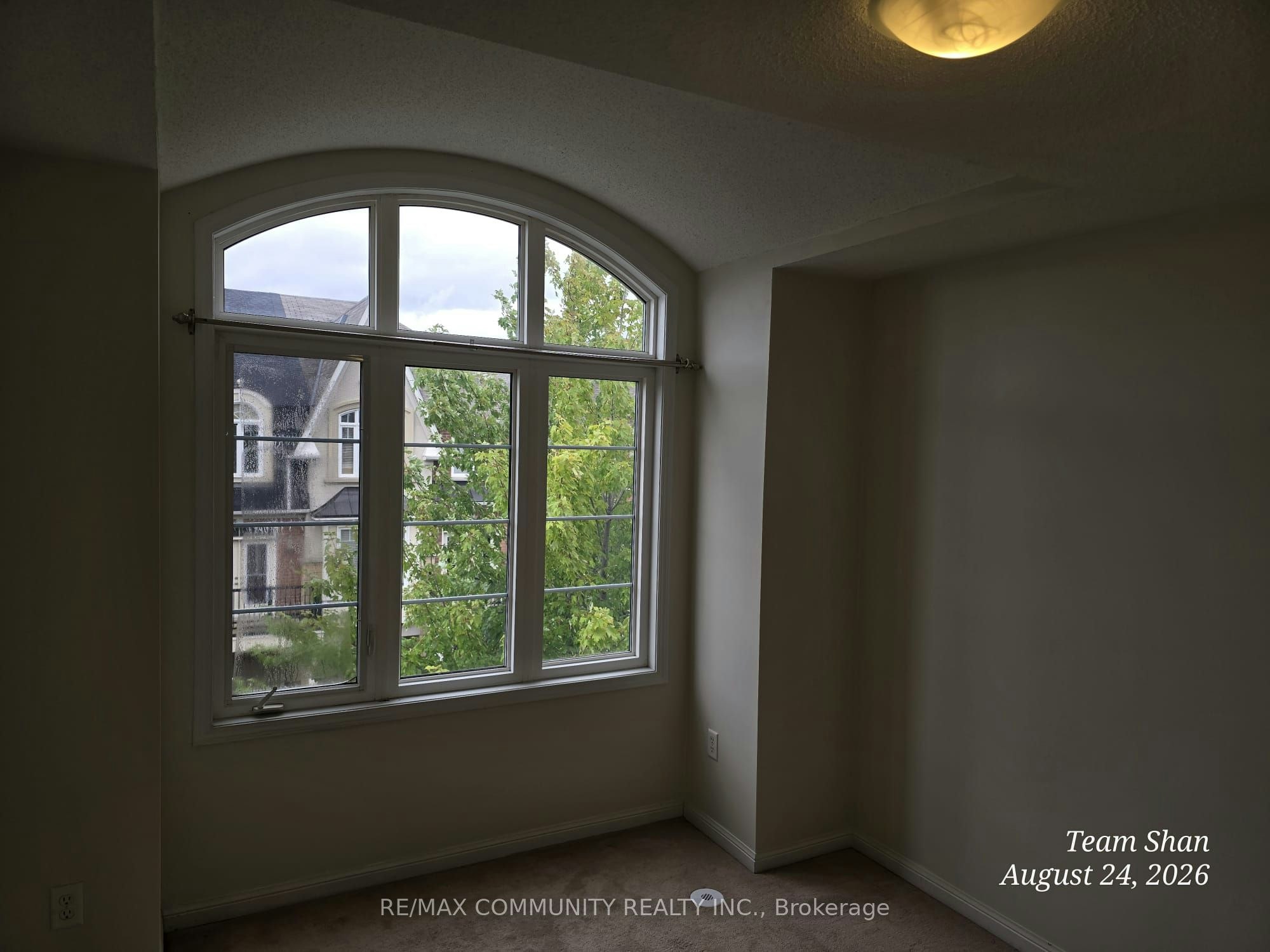 49 Ferguson Street, Toronto, ON, M1L 0C9 - 12