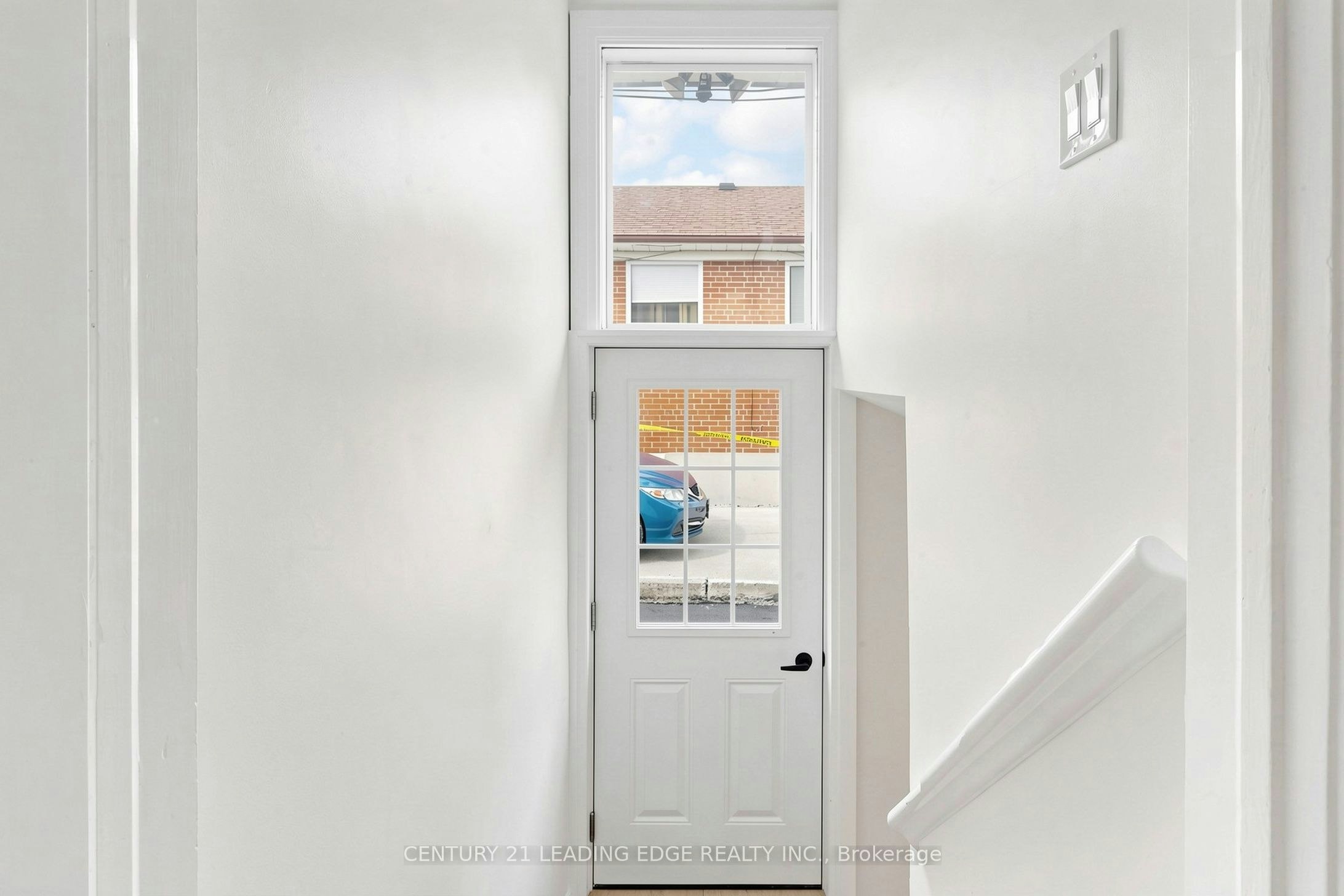 Lower-15 Maretta Avenue, Toronto, ON, M1K 3X8 - 4