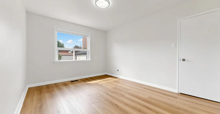 Upper-15 Maretta Avenue, Toronto, ON, M1K 3X8 - 17