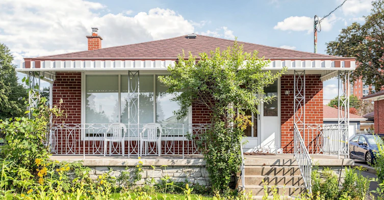 Upper-15 Maretta Avenue, Toronto, ON, M1K 3X8 - 2