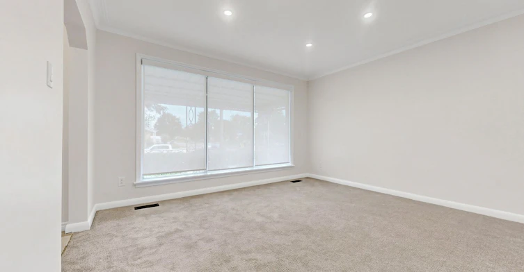 Upper-15 Maretta Avenue, Toronto, ON, M1K 3X8 - 8