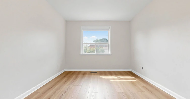 Upper-15 Maretta Avenue, Toronto, ON, M1K 3X8 - 16
