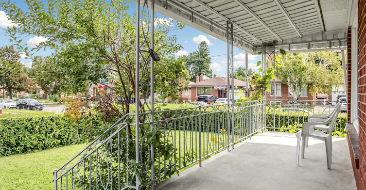 Upper-15 Maretta Avenue, Toronto, ON, M1K 3X8 - 3