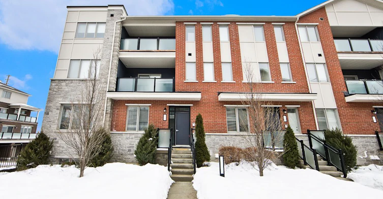 511-1148 Dragonfly Avenue, Pickering, ON, L1X 0H5