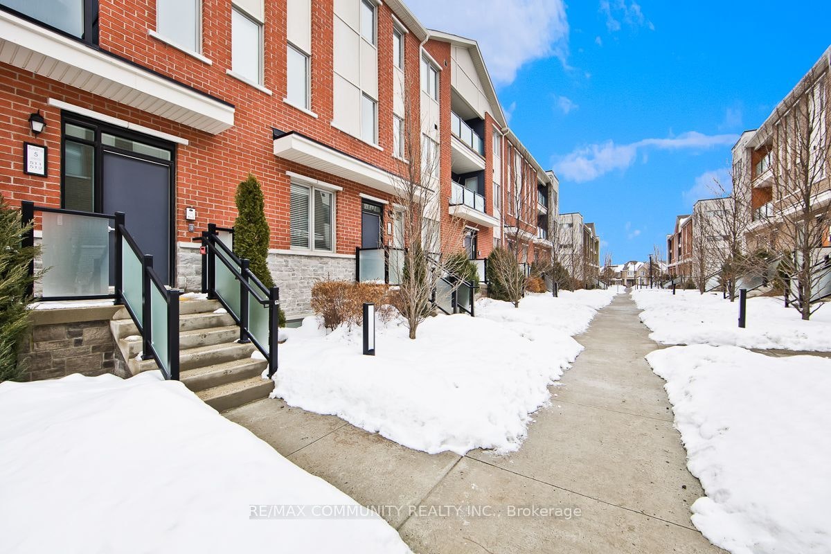 511-1148 Dragonfly Avenue, Pickering, ON, L1X 0H5 - 3