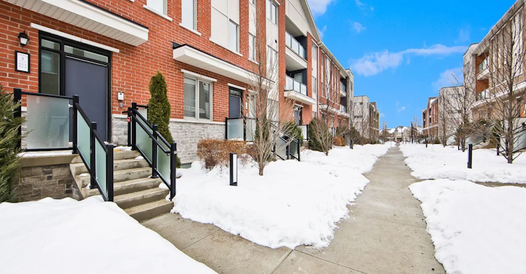 511-1148 Dragonfly Avenue, Pickering, ON, L1X 0H5 - 3