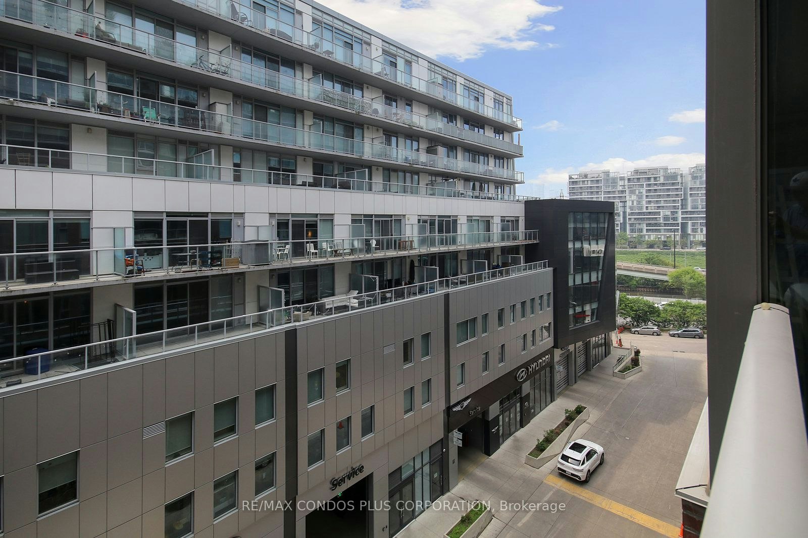 612-30 Baseball Place, Toronto, ON, M4M 0E8 - 16
