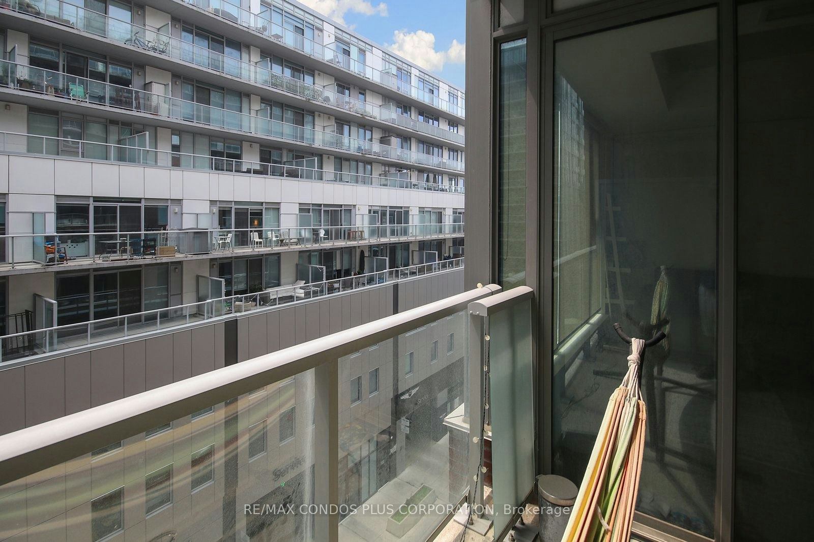 612-30 Baseball Place, Toronto, ON, M4M 0E8 - 13