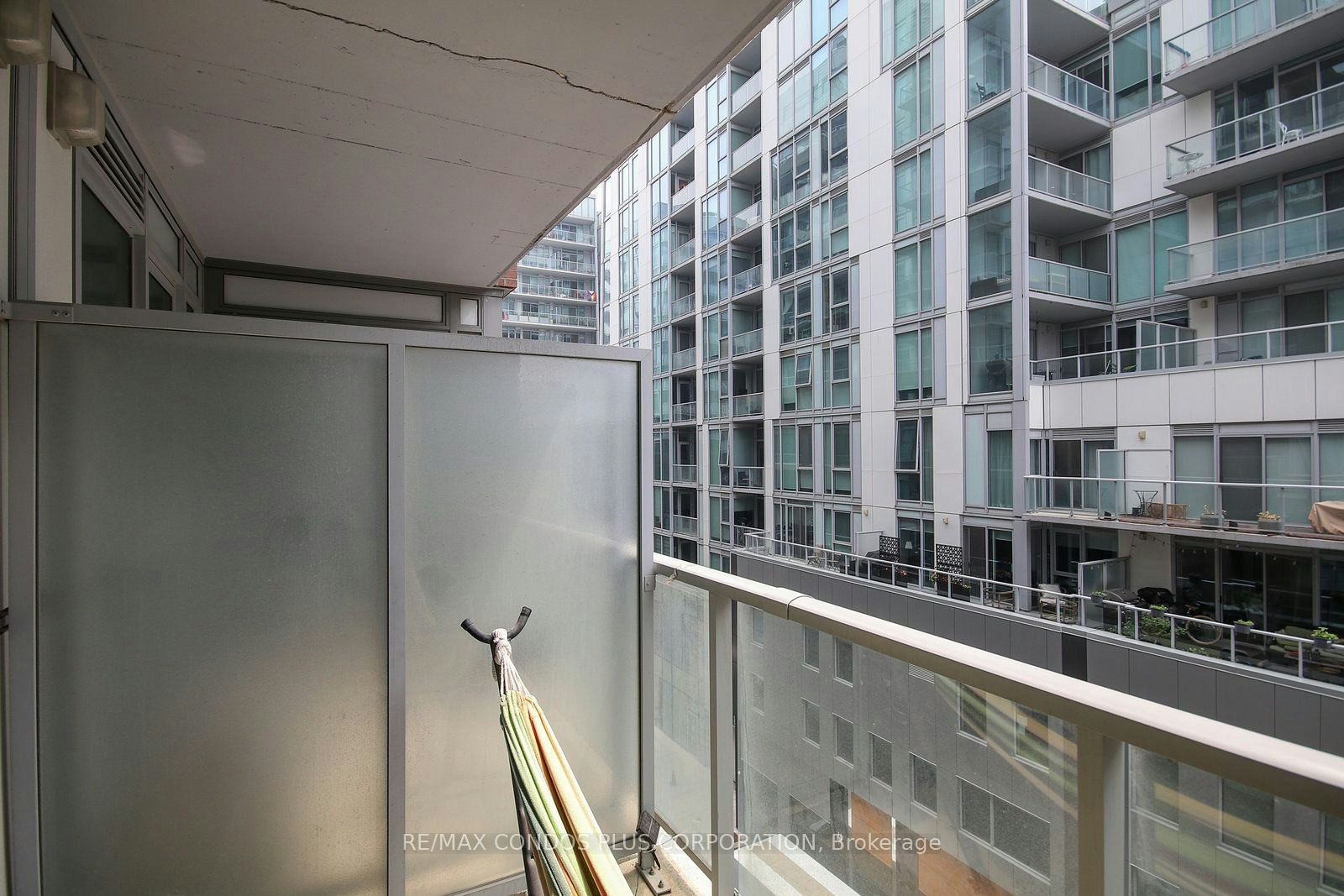 612-30 Baseball Place, Toronto, ON, M4M 0E8 - 12
