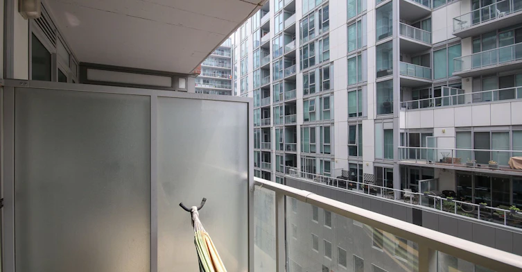 612-30 Baseball Place, Toronto, ON, M4M 0E8 - 12