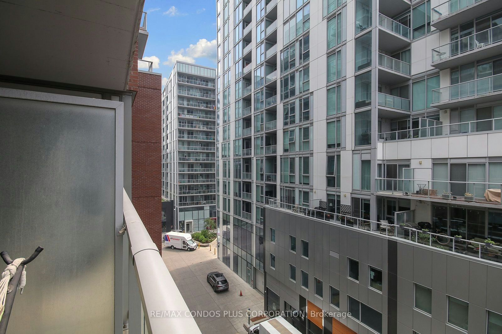 612-30 Baseball Place, Toronto, ON, M4M 0E8 - 14