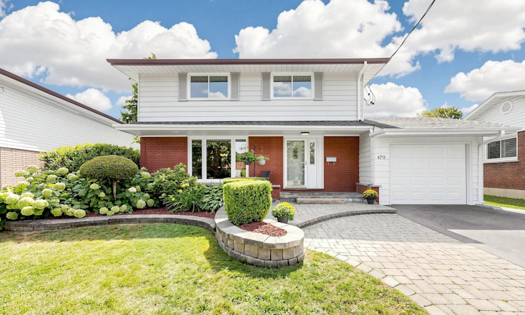 479 Bernhard Crescent