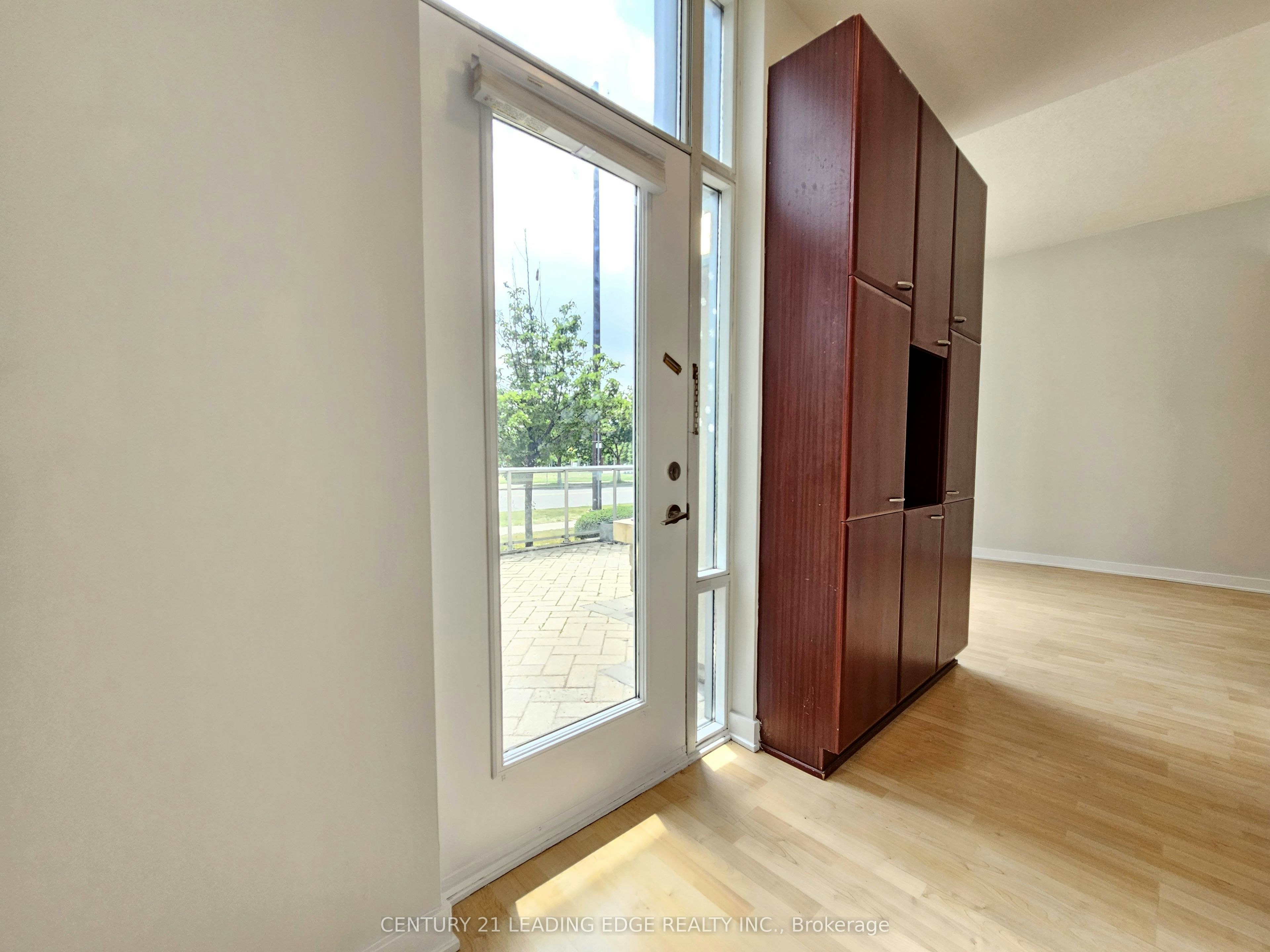 TH120-38 Lee Centre Drive, Toronto, ON, M1H 3J7 - 5