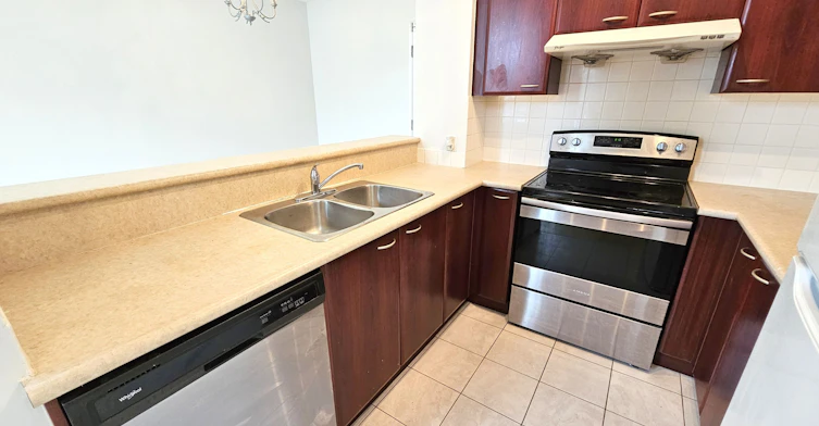 TH120-38 Lee Centre Drive, Toronto, ON, M1H 3J7 - 9