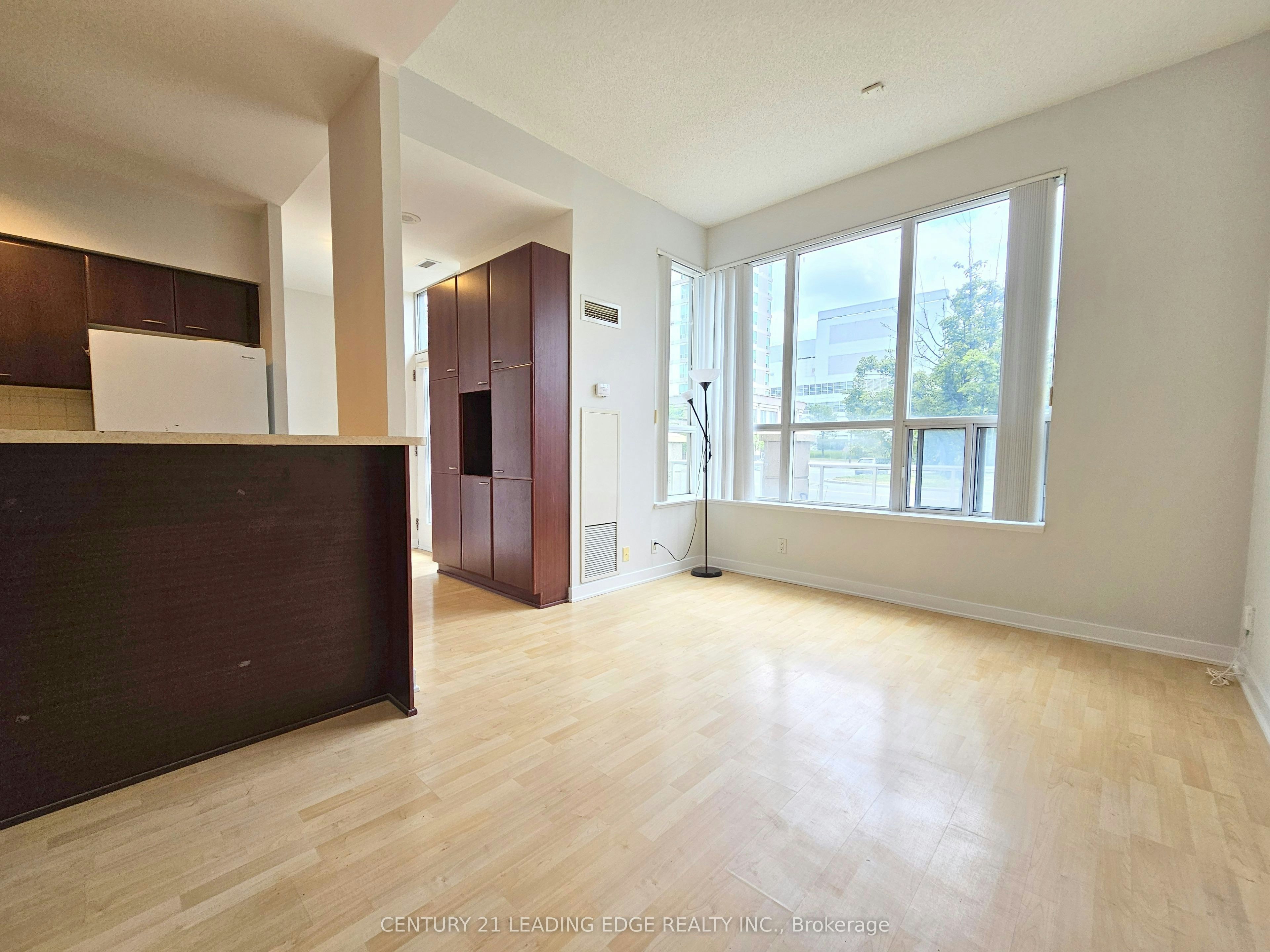 TH120-38 Lee Centre Drive, Toronto, ON, M1H 3J7 - 10